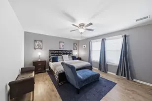 6619 Romsley Ln, Houston, TX 77049 - Photo 8