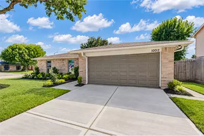 10012 Hummingbird Street, La Porte, TX 77571 - Photo 6
