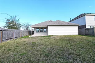 306 Marble Springs Ln, La Marque, TX 77568 - Photo 24