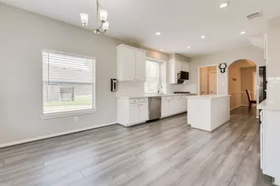 14914 Bennetts Mill Lane, Sugar Land, TX 77498 - Photo 12