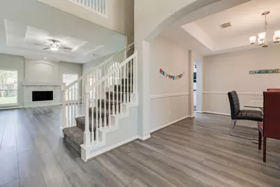 14914 Bennetts Mill Lane, Sugar Land, TX 77498 - Photo 4