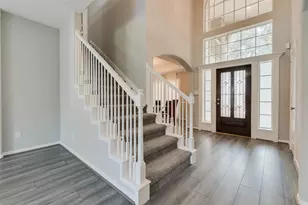 14914 Bennetts Mill Ln, Sugar Land, TX 77498 - Photo 2