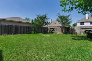 14914 Bennetts Mill Ln, Sugar Land, TX 77498 - Photo 40
