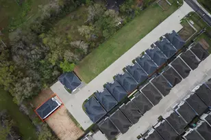 1904 Davonley Wy, Houston, TX 77080 - Photo 22