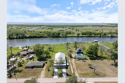 174 County Road 243, Bay City, TX 77414 - Photo 8