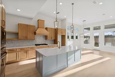 15011 Silvano Street, Conroe, TX 77302 - Photo 10