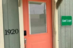 2328 Ave P 1/2, Galveston, TX 77550 - Photo 2