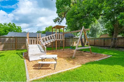 5110 Tashkent Drive, Friendswood, TX 77546 - Photo 34