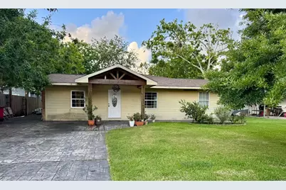 1022 W 10th Street, Freeport, TX 77541 - Photo 1