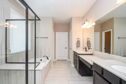 5219 Lineage Drive, Katy, TX 77493 - Photo 24