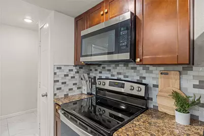 11411 Harwin Drive #17, Houston, TX 77072 - Photo 6