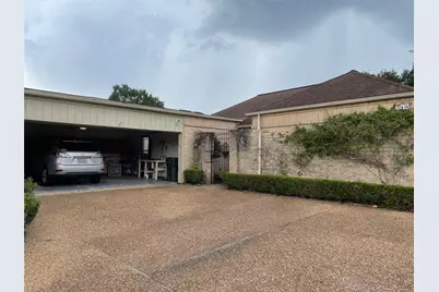 314 Fox Briar Lane, Sugar Land, TX 77478 - Photo 32