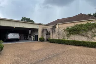 314 Fox Briar Ln, Sugar Land, TX 77478 - Photo 32