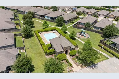 143 Castlegate Lane, Houston, TX 77065 - Photo 2