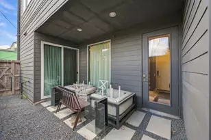 434 W Bell St, Houston, TX 77019 - Photo 6