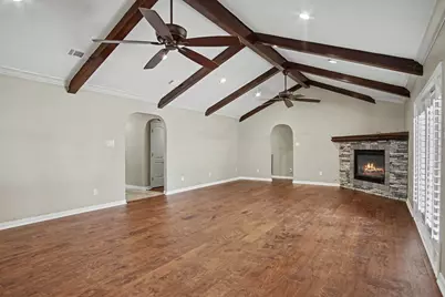 1310 Sycamore Lane, Houston, TX 77339 - Photo 18