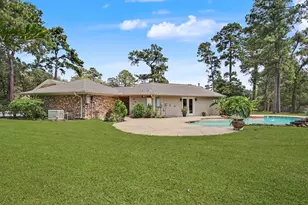 1310 Sycamore Ln, Houston, TX 77339 - Photo 48