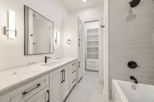 1342 Richelieu Ln, Houston, TX 77018 - Photo 32