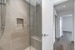 1701 Hermann Dr, Houston, TX 77004 - Photo 28