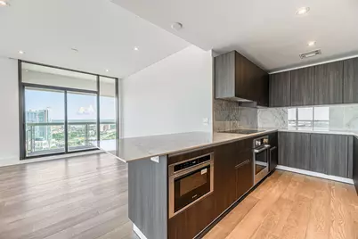 1701 Hermann Drive #24B, Houston, TX 77004 - Photo 14