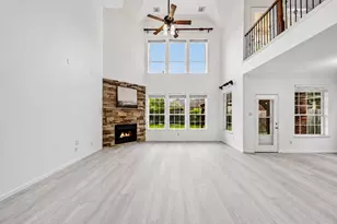 18431 W Laura Shore Dr, Cypress, TX 77433 - Photo 8
