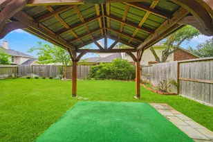 18431 W Laura Shore Dr, Cypress, TX 77433 - Photo 32