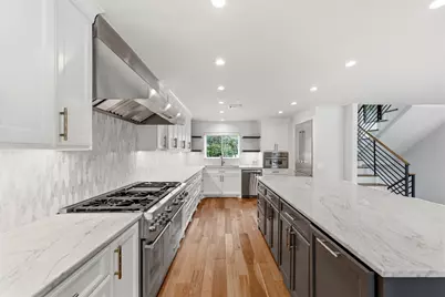 26 Leisure Lane, The Woodlands, TX 77380 - Photo 6