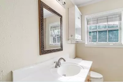 1008 17th Avenue N, Texas City, TX 77590 - Photo 10
