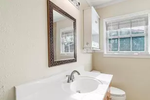 1008 17th Ave N, Texas City, TX 77590 - Photo 10
