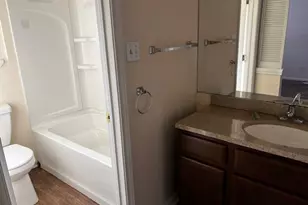 322 Bay Ridge Dr, League City, TX 77573 - Photo 2