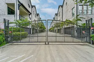 4019 University Grove St, Houston, TX 77023 - Photo 2