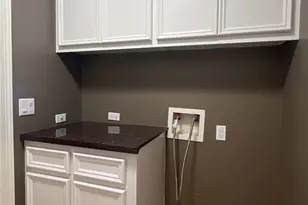903 Sugarfield Ct, Sugar Land, TX 77498 - Photo 10