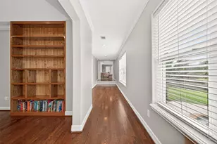 903 Sugarfield Ct, Sugar Land, TX 77498 - Photo 32