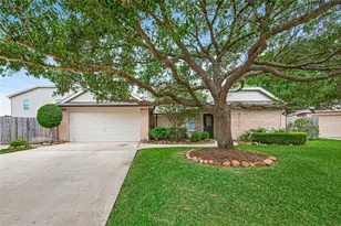 903 Sugarfield Ct, Sugar Land, TX 77498 - Photo 2