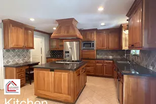 903 Sugarfield Ct, Sugar Land, TX 77498 - Photo 8