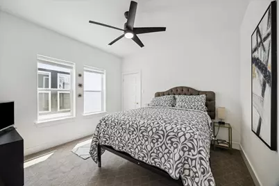 5021 Creekmont Drive, Houston, TX 77091 - Photo 16