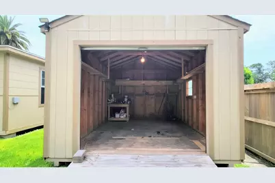 705 11th Street N, Texas City, TX 77590 - Photo 12