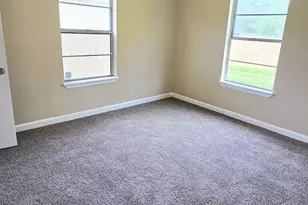705 11th St N, Texas City, TX 77590 - Photo 4