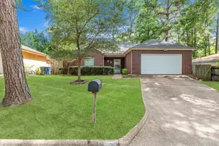 3003 Brook Dr, Huntsville, TX 77340 - Photo 1