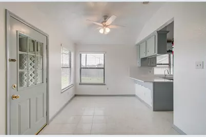 2538 Knights Circle, Stafford, TX 77477 - Photo 14