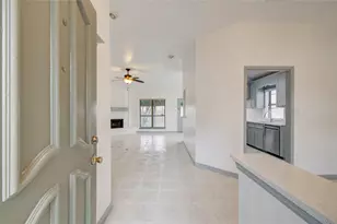 2538 Knights Cir, Stafford, TX 77477 - Photo 6