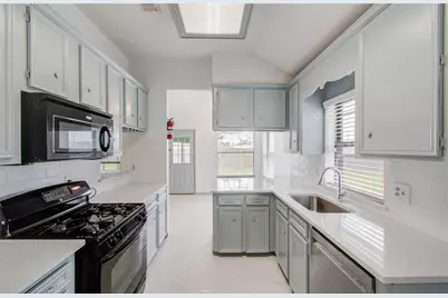 2538 Knights Circle, Stafford, TX 77477 - Photo 18