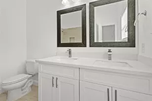 8445 Jutland Rd, Houston, TX 77033 - Photo 12