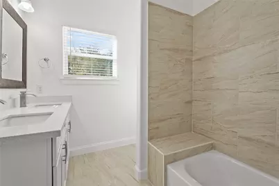 8445 Jutland Road, Houston, TX 77033 - Photo 22