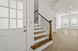 8445 Jutland Rd, Houston, TX 77033 - Photo 14