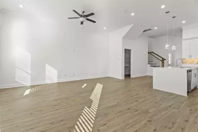 8445 Jutland Road, Houston, TX 77033 - Photo 26