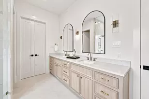 609 E 25th St, Houston, TX 77008 - Photo 14