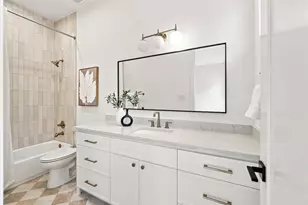 609 E 25th St, Houston, TX 77008 - Photo 22