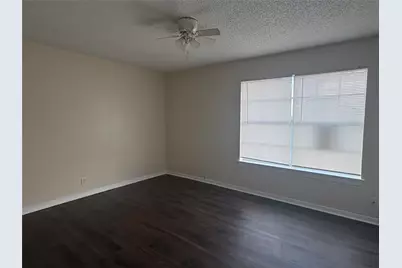 101 Hospital Dr No #1, Angleton, TX 77515 - Photo 8