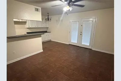 101 Hospital Dr No #1, Angleton, TX 77515 - Photo 6